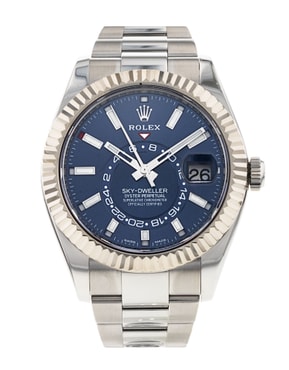 Browse our selection of automatic watches from prestigious brands such as Blancpain, Bell & Ross, Breitling and Rolex.